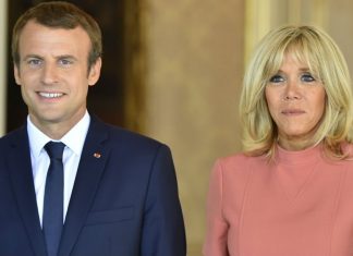 Emmanuel Macron enfant aux côtés de Brigitte Macron et son ex-mari : cette photo troublante qui fait polémique Emmanuel Macron enfant aux côtés de Brigitte Macron et son ex-mari : cette photo troublante qui fait polémique