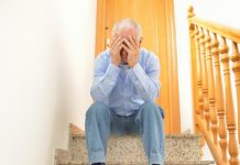 Il voulait vendre sa maison pour rejoindre sa femme Odile en maison de retraite: la colère de Roland, 88 ans, victime de squatteurs Il voulait vendre sa maison pour rejoindre sa femme Odile en maison de retraite: la colère de Roland, 88 ans, victime de squatteurs