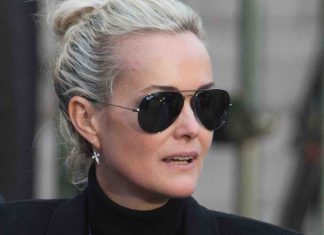 Laeticia Hallyday : sa déclaration enflammée à cet homme que « Johnny ne supportait pas » (détail) Laeticia Hallyday : sa déclaration enflammée à cet homme que "Johnny ne supportait pas" (détail)
