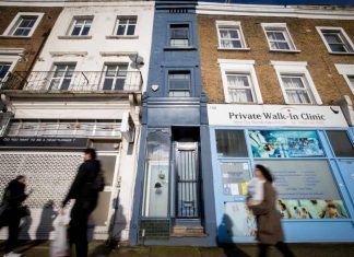 Londres : une maison d’1,7 mètre de large en vente plus d’1 million d’euros (Photo) Londres : une maison d'1,7 mètre de large en vente plus d'1 million d'euros (Photo)