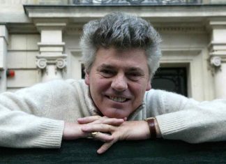 Mort de Philippe Chatel, le tendre père d’Émilie Jolie à l’âge de 72 ans Mort de Philippe Chatel, le tendre père d'Émilie Jolie à l’âge de 72 ans