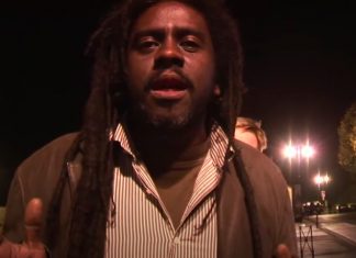 Mort de Tonton David à l’âge de 53 ans : Omar Sy, Pierpoljak, Doc Gynéco, Les stars lui rendent hommage (PHOTOS) Mort de Tonton David à l'âge de 53 ans : Omar Sy, Pierpoljak, Doc Gynéco, Les stars lui rendent hommage (PHOTOS)