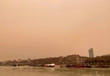 Photo : Pourquoi cet étrange ciel jaune au-dessus de Lyon ? Photo : Pourquoi cet étrange ciel jaune au-dessus de Lyon ?