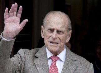 Prince Philip : l’époux de d’Elizabeth II est hospitalisé à Londres (détail) Prince Philip : l’époux de d’Elizabeth II est hospitalisé à Londres (détail)