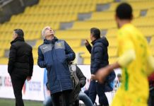 Raymond Domenech privé de banc ! Raymond Domenech privé de banc !