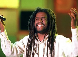 Tonton David : de quoi est mort Le chanteur de reggae à seulement 53 ans ? Tonton David : de quoi est mort Le chanteur de reggae à seulement 53 ans ?