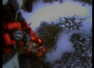 Un skieur attaqué par un ours en Alaska, secouru par hélicoptère (VIDEO) Un skieur attaqué par un ours en Alaska, secouru par hélicoptère (VIDEO)