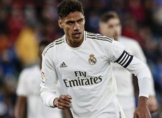 Varane poussé dehors par le Real Madrid ? (détail) Varane poussé dehors par le Real Madrid ? (détail)