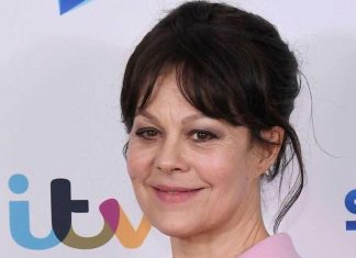 Mort de l’actrice Helen McCrory à l’âge de 52 ans : les stars de « Harry Potter » lui rendent hommage Mort de l'actrice Helen McCrory à l'âge de 52 ans : les stars de "Harry Potter" lui rendent hommage