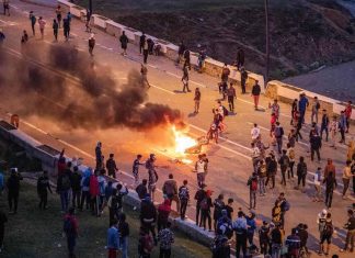 Ceuta: les migrants immédiatement refoulés, Bruxelles durcit le ton (détail) Ceuta: les migrants immédiatement refoulés, Bruxelles durcit le ton (détail)