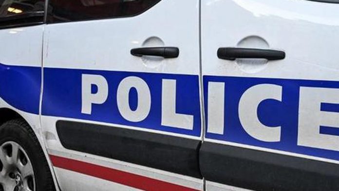 Essonne: une femme tue ses deux filles à l'arme blanche et se suicide (détail)
