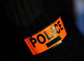 Jeune fille retrouvée morte, le corps dénudé, en pleine rue: l’auteur présumé recherché Jeune fille retrouvée morte, le corps dénudé, en pleine rue: l'auteur présumé recherché