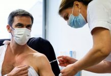 Pourquoi Olivier Véran n’a pas reçu une deuxième injection d’AstraZeneca ? (détail) Pourquoi Olivier Véran n'a pas reçu une deuxième injection d'AstraZeneca ? (détail)