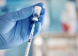 Selon un neurologue, le vaccin contre le covid-19 serait inefficace pour les personnes atteintes de sclérose en plaques (étude) Coronavirus: Gravement malade, il meurt peu après avoir reçu sa deuxième dose de vaccin, sa famille s’interroge