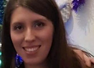 Delphine Jubillar vivante et cachée en Espagne ? Les révélations surprenantes de son mari Cédric (détail) Delphine Jubillar vivante et cachée en Espagne ? Les révélations surprenantes de son mari Cédric (détail)