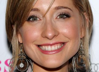 Secte sexuelle Nxivm : L’ex-actrice de « Smallville » Allison Mack condamnée à trois ans de prison (détail) Secte sexuelle Nxivm : L’ex-actrice de « Smallville » Allison Mack condamnée à trois ans de prison (détail)