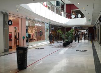 Fin du pass sanitaire dans certains centres commerciaux: voici la liste des départements concernés Fin du pass sanitaire dans certains centres commerciaux: voici la liste des départements concernés