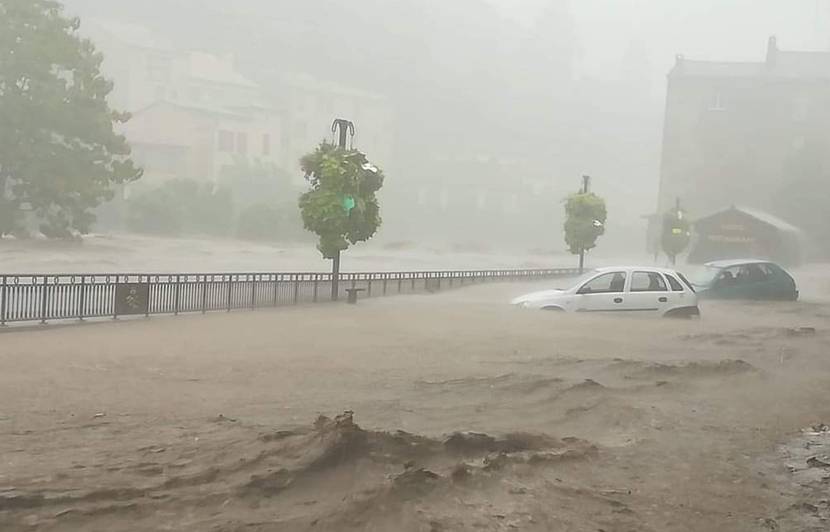 Inondations dans le Gard : 184 mm de pluie en deux heures