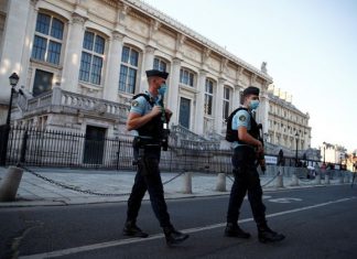Procès des attentats du 13 novembre EN DIRECT : le procès « historique » s’ouvre à Paris Procès des attentats du 13 novembre EN DIRECT : le procès "historique" s'ouvre à Paris