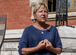 Présidentielle 2022 : la maire LR de Calais Natacha Bouchart soutient Emmanuel Macron Présidentielle 2022 : la maire LR de Calais Natacha Bouchart soutient Emmanuel Macron