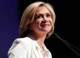 Présidentielle 2022 : Valérie Pécresse passe la nuit sur le porte-avions « Charles-de-Gaulle » Présidentielle 2022 : Valérie Pécresse passe la nuit sur le porte-avions « Charles-de-Gaulle »