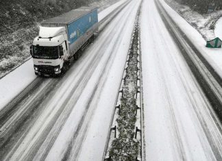 Alerte météo : 22 départements placés en vigilance orange pour neige et verglas Alerte météo : 22 départements placés en vigilance orange pour neige et verglas