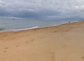 Gironde : Un homme de 18 ans meurt noyé, emporté par l’océan à Lacanau Gironde : Un homme de 18 ans meurt noyé, emporté par l'océan à Lacanau