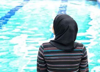 Port du burkini : Éric Piolle veut un mode de vie à l’anglo-saxonne Port du burkini : Éric Piolle veut un mode de vie à l'anglo-saxonne