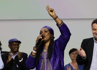 Rachel Kéké, première femme de chambre élue députée Rachel Kéké, première femme de chambre élue députée