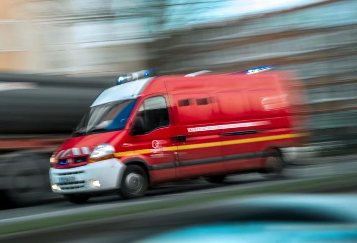 Lyon : Une ambulance percute et tue deux mineurs circulant à trottinette
