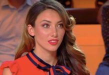 L’ancienne Miss France Delphine Wespiser officialise sa rupture avec Roger L’ancienne Miss France Delphine Wespiser officialise sa rupture avec Roger