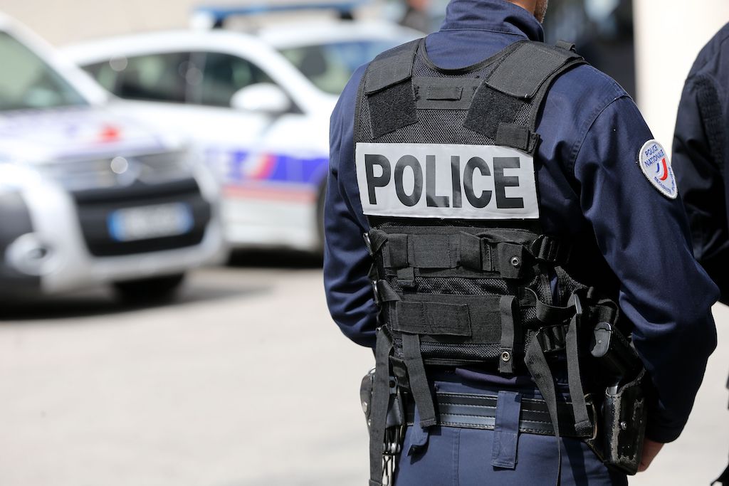 Loire : Un père de famille écroué après la chute du 3e étage de ses deux filles
