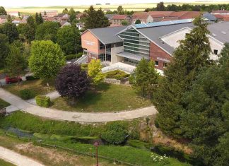 Marne : une mini-tornade balaie le centre de la commune de Suippes Marne : une mini-tornade balaie le centre de la commune de Suippes