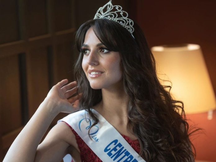Miss France 2023 : tout juste élue, Coraline Lerasle renonce déjà à sa couronne !