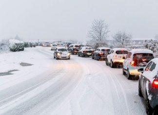 Neige et verglas : 28 départements placés en vigilance Orange Neige et verglas : 28 départements placés en vigilance Orange