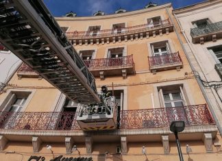 Sète-place Delille: Une boucherie prend feu, 19 personnes évacuées Sète-place Delille: Une boucherie prend feu, 19 personnes évacuées