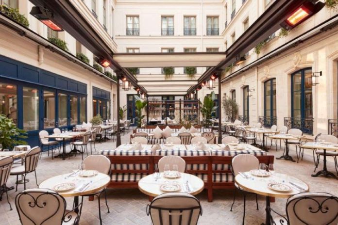 Paris accueille la Maison Delano pour une expérience culinaire unique