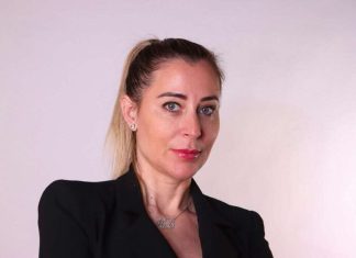 Magali Berdah dénonce le cyberharcèlement : plainte déposée contre Twitter Magali Berdah dénonce le cyberharcèlement : plainte déposée contre Twitter