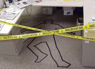 La Pause Café : Une Blague de Bureau pour Égayer la Journée écris une blague que mes collègues trouveraient drôle