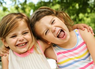 Écrire une Blague pour Faire Rire les Petits écris une blague qu'un petit enfant trouverait drôle