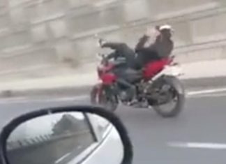 Motard à 240 km/h sur l’autoroute, la justice ne lui fait pas de cadeau pour ses dangereuses acrobaties Motard à 240 km/h sur l’autoroute, la justice ne lui fait pas de cadeau pour ses dangereuses acrobaties