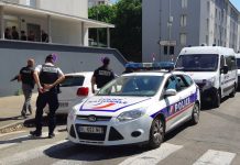NÎMES : Une femme agressée et frappée à la sortie du restaurant, suscitant une vive inquiétude dans la communauté locale NÎMES : Une femme agressée et frappée à la sortie du restaurant, suscitant une vive inquiétude dans la communauté locale