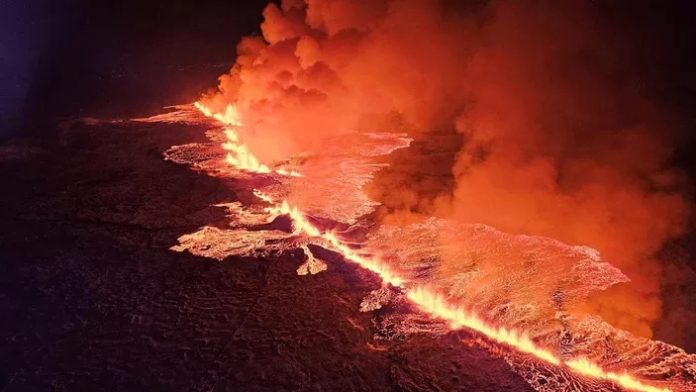 Éruption Volcanique en Islande : Captivantes Images de l'Activité Tellurique