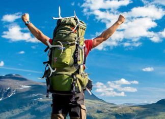 Préparer son Sac pour un Voyage de Dix Jours en Montagne : Les Essentiels à Ne Pas Oublier Que dois-je emporter pour un voyage de dix jours dans une région montagneuse?