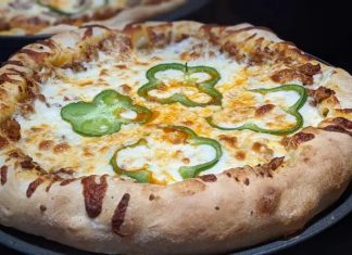 La Recette Infaillible pour une Croûte de Pizza Maison Parfaite Rédige des instructions détaillées pour faire une croûte de pizza et donne-moi la liste des ingrédients.