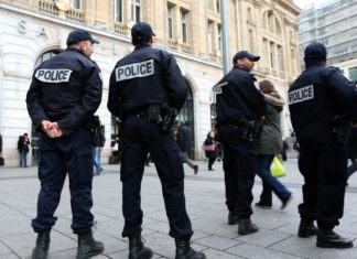 Tragédie à Paris : Décès d’un octogénaire poursuivant son voleur en fuite Tragédie à Paris : Décès d'un octogénaire poursuivant son voleur en fuite