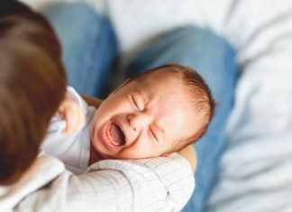 Verdict choquant : Une mère condamnée à cinq ans de prison pour abus sur ses bébés Verdict choquant : Une mère condamnée à cinq ans de prison pour abus sur ses bébés