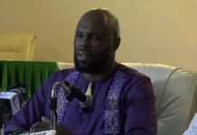 Kemi Seba Libéré : Fin de la Garde à Vue et Enquête en Cours Le militant panafricaniste Kemi Seba a été interpellé par la DGSI, selon son avocat