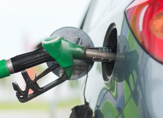 Le PLQ Prêt à Repousser l’Interdiction des Véhicules à Essence au-delà de 2035 Le PLQ prêt à renoncer à l'interdiction des véhicules à essence au-delà de 2035