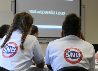 Le SNU menacé après des votes budgétaires critiques Le service national universel supprimé en commission par l’Assemblée et le Sénat